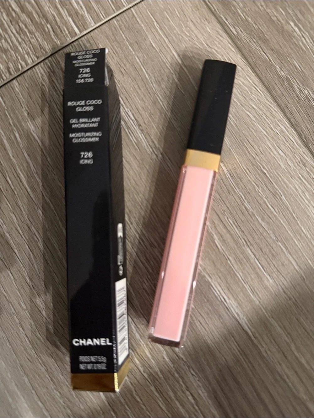 CHANEL Rouge Coco Gloss 726 Icing - New